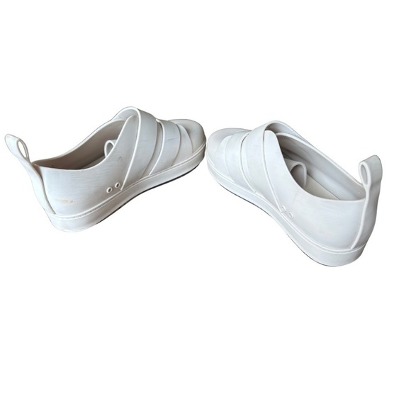 VGUC Mini Melissa Mel Go Sneaker in white SIZE 1 - Picture 6 of 9